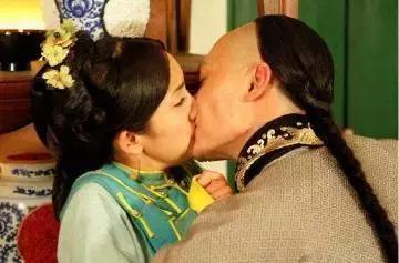 刘恺威想花2000万买断5张杨幂接吻照片，第一张看了谁都受不了！