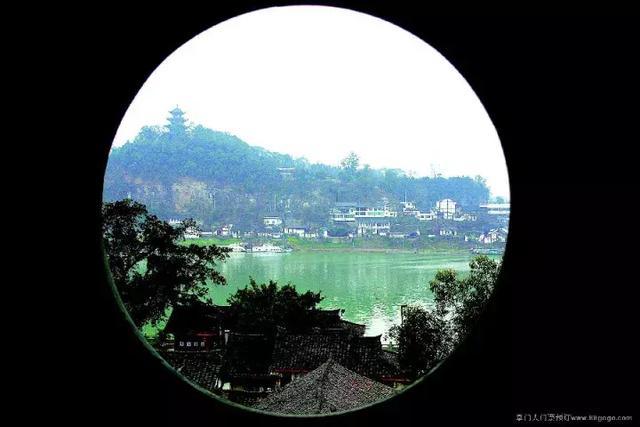 中国最迷人的28个小镇，太美太舒服了！这个五一去看看吧！
